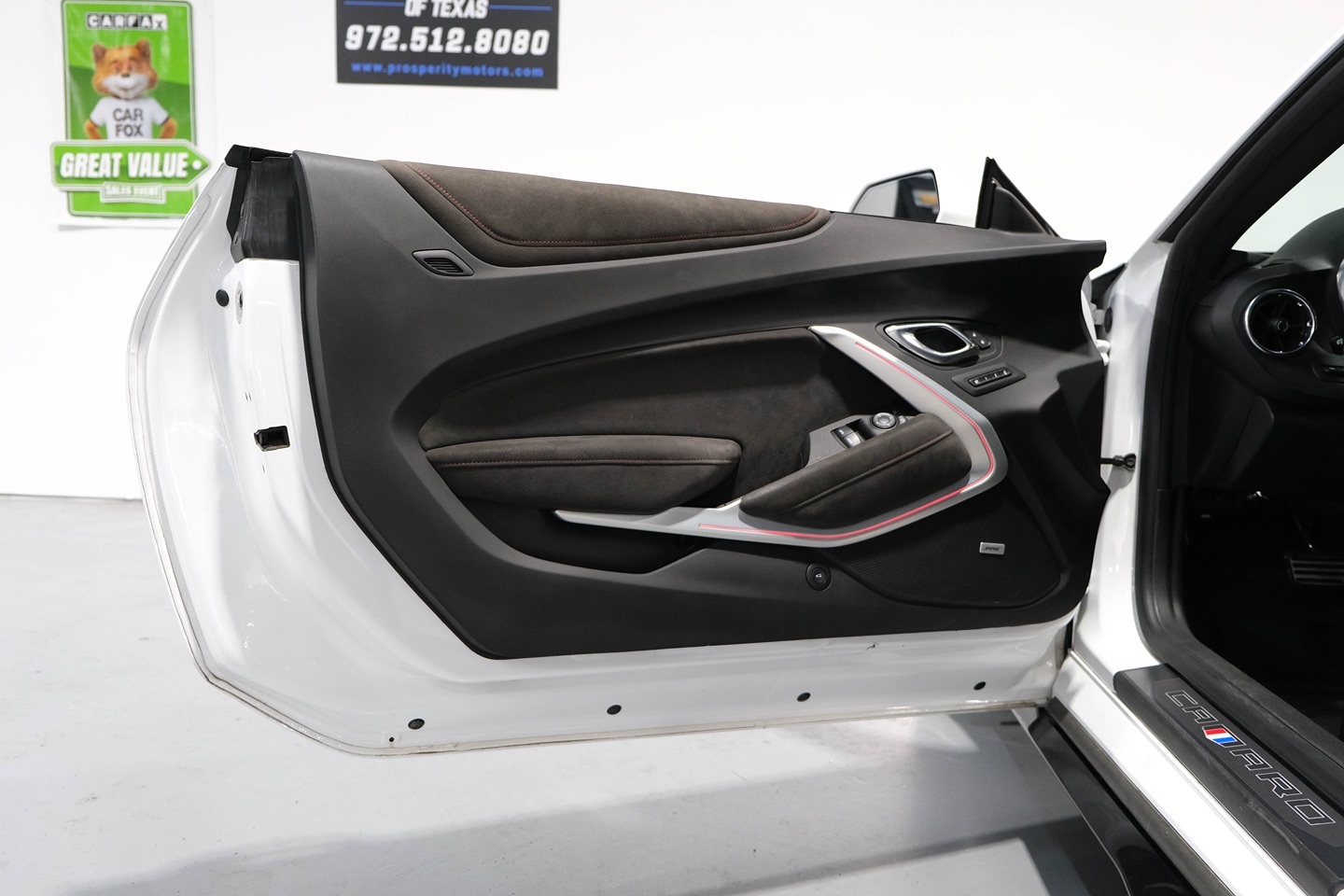 2021 Chevrolet Camaro ZL1 - Photo 18