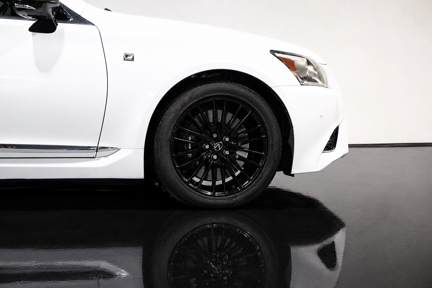 2015 Lexus LS Crafted Line - Photo 5