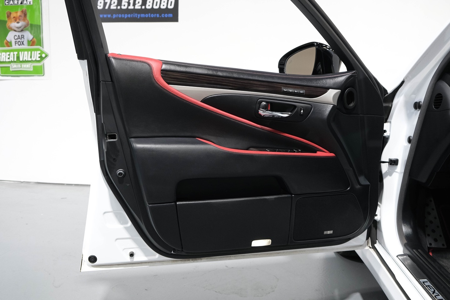 2015 Lexus LS Crafted Line - Photo 23
