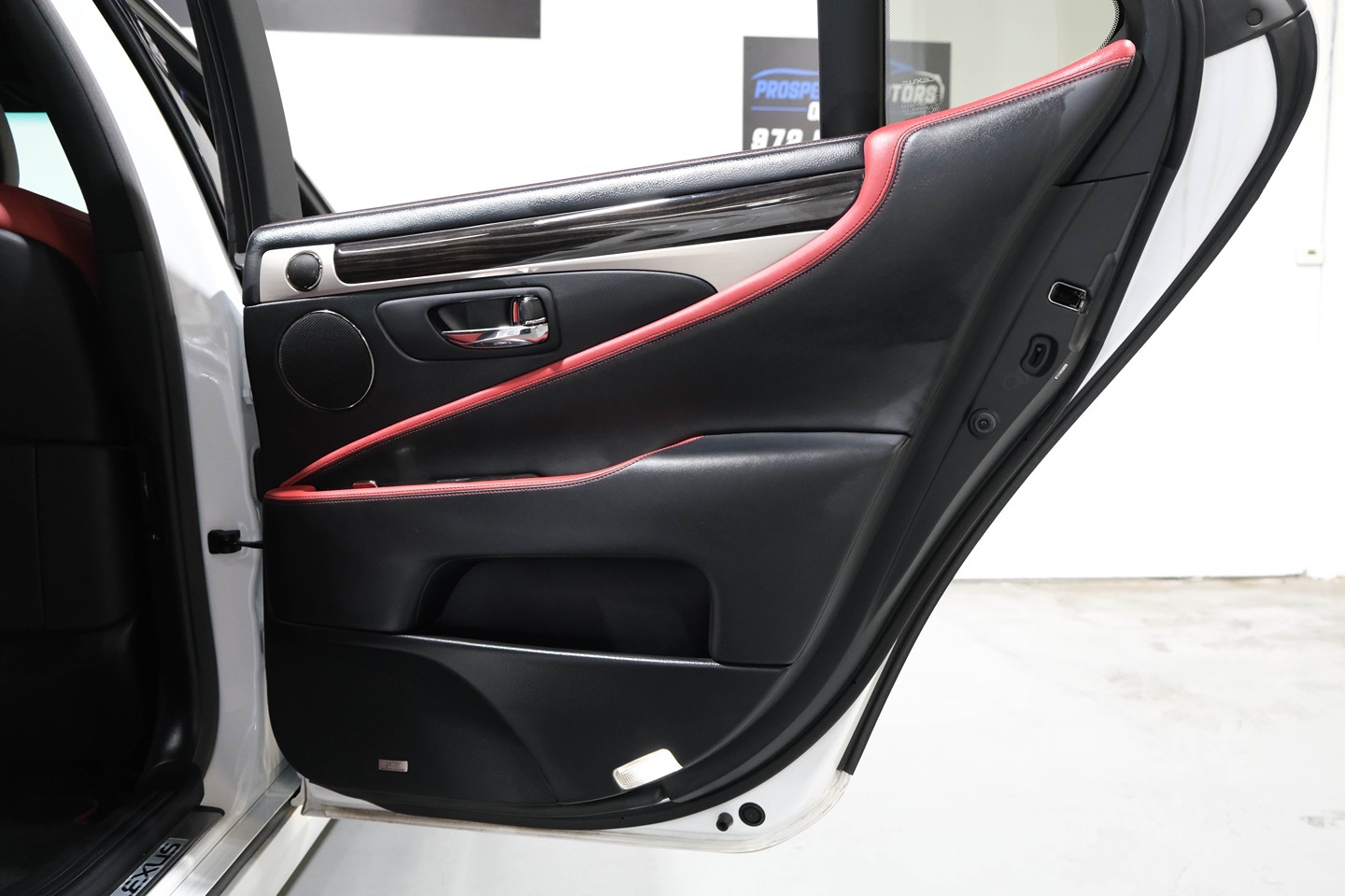 2015 Lexus LS Crafted Line - Photo 29