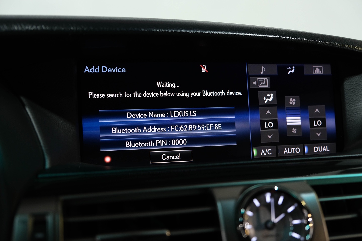 2015 Lexus LS Crafted Line - Photo 40