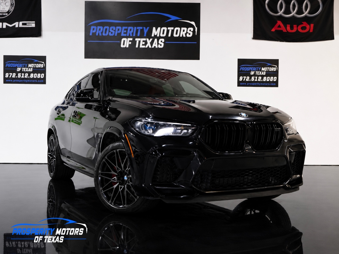 2022 BMW X6 M -'s photo