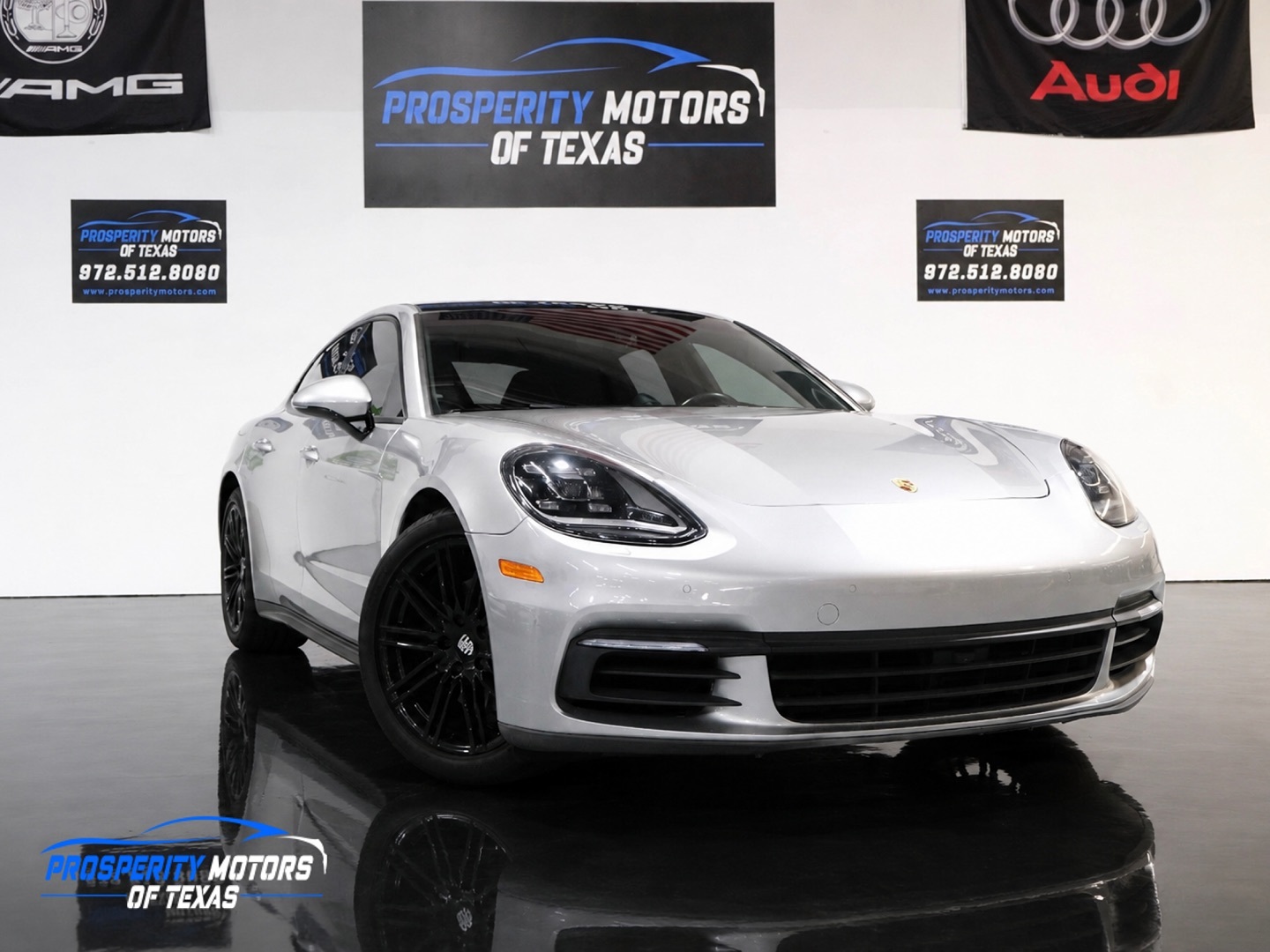 2020 Porsche Panamera 4's photo