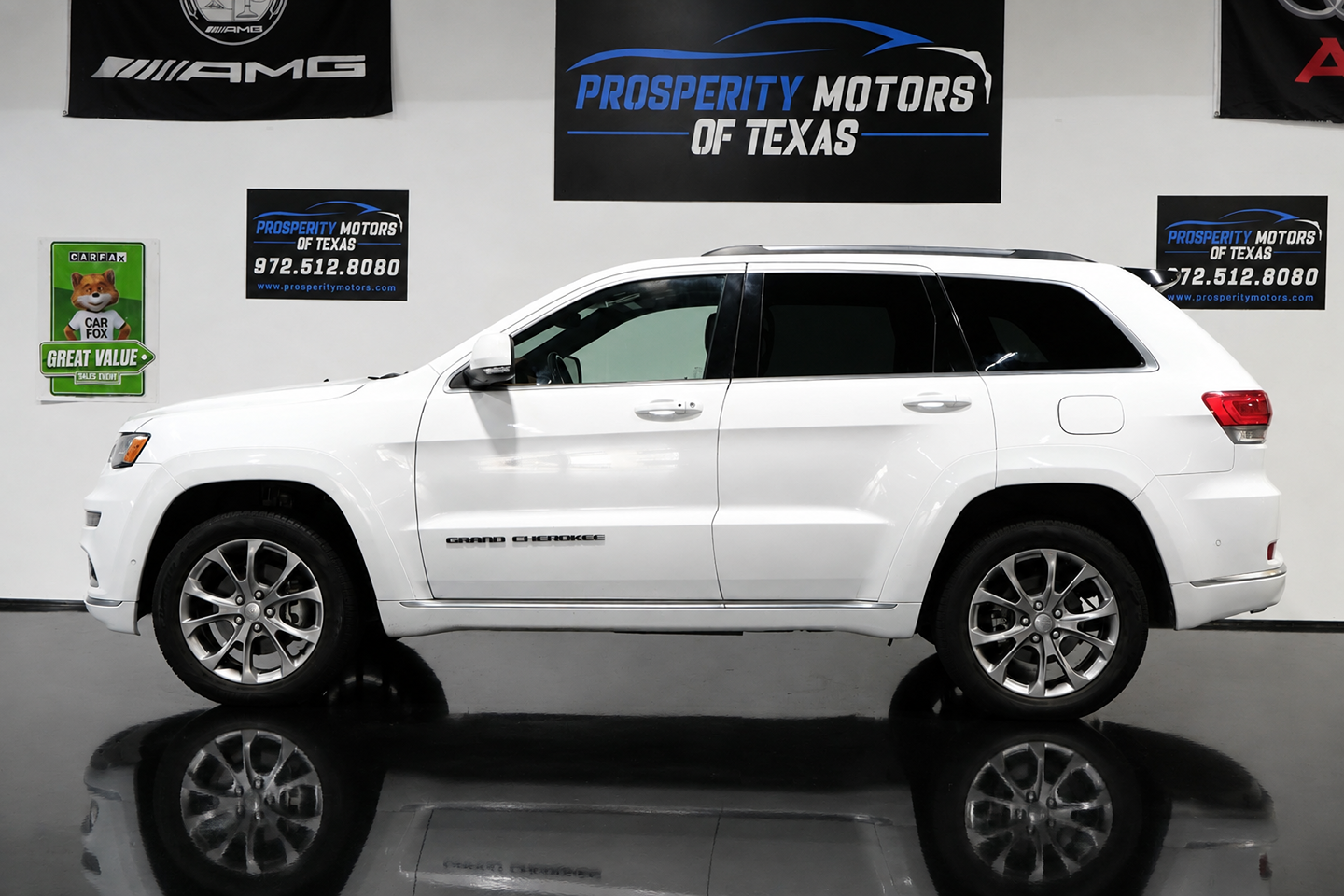 Photo 5 of this Jeep Grand Cherokee