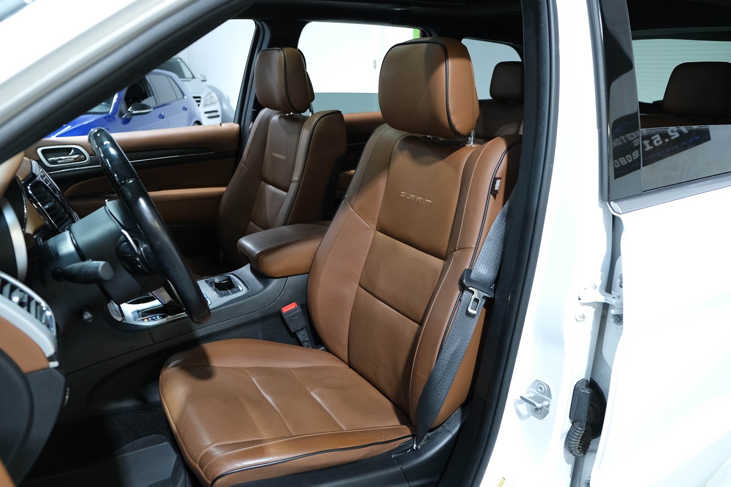 Photo 18 of this Jeep Grand Cherokee