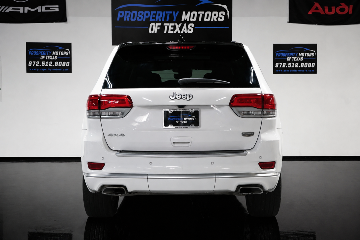 Photo 15 of this Jeep Grand Cherokee