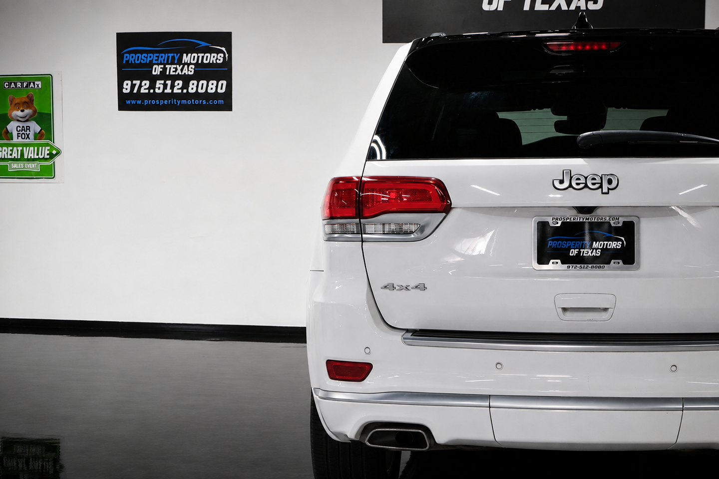 Photo 16 of this Jeep Grand Cherokee