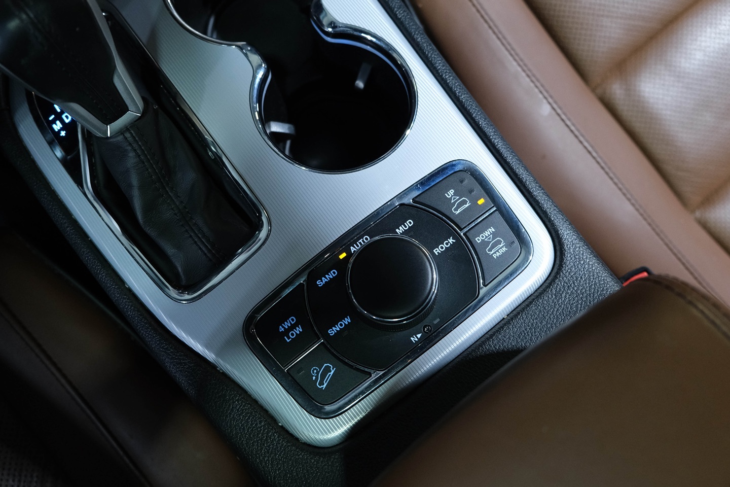 Photo 42 of this Jeep Grand Cherokee