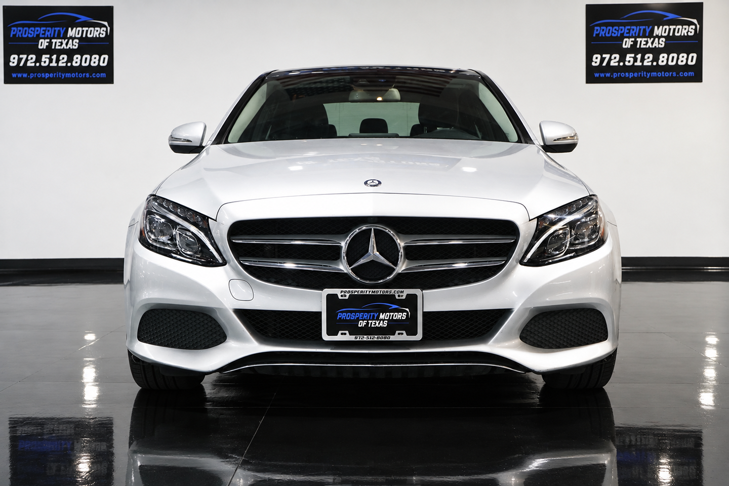 Photo 3 of this Mercedes-Benz C 300