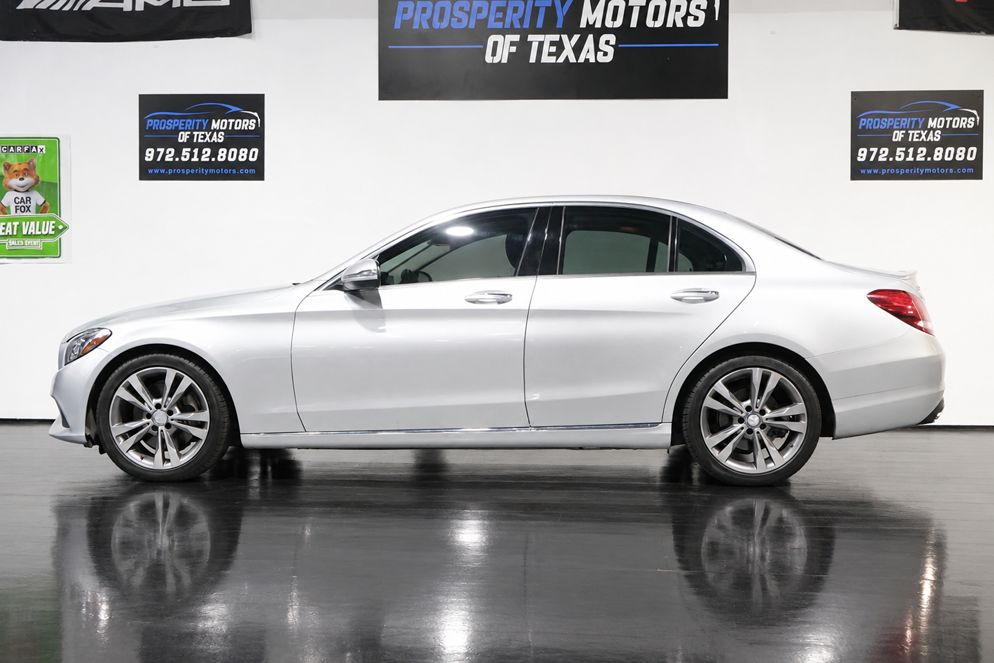 Photo 6 of this Mercedes-Benz C 300
