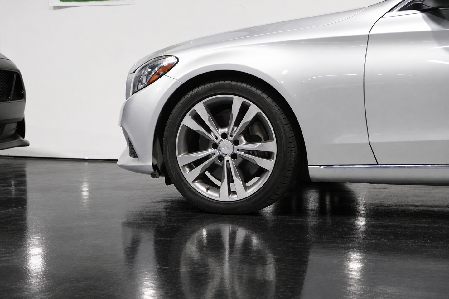 Photo 9 of this Mercedes-Benz C 300