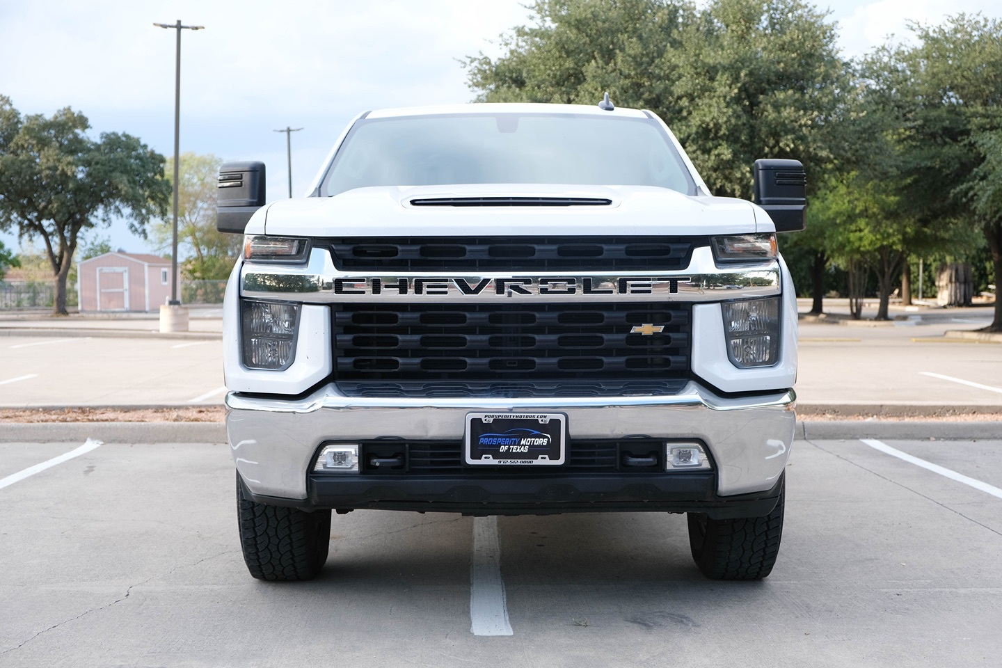 Photo 3 of this Chevrolet Silverado 2500HD
