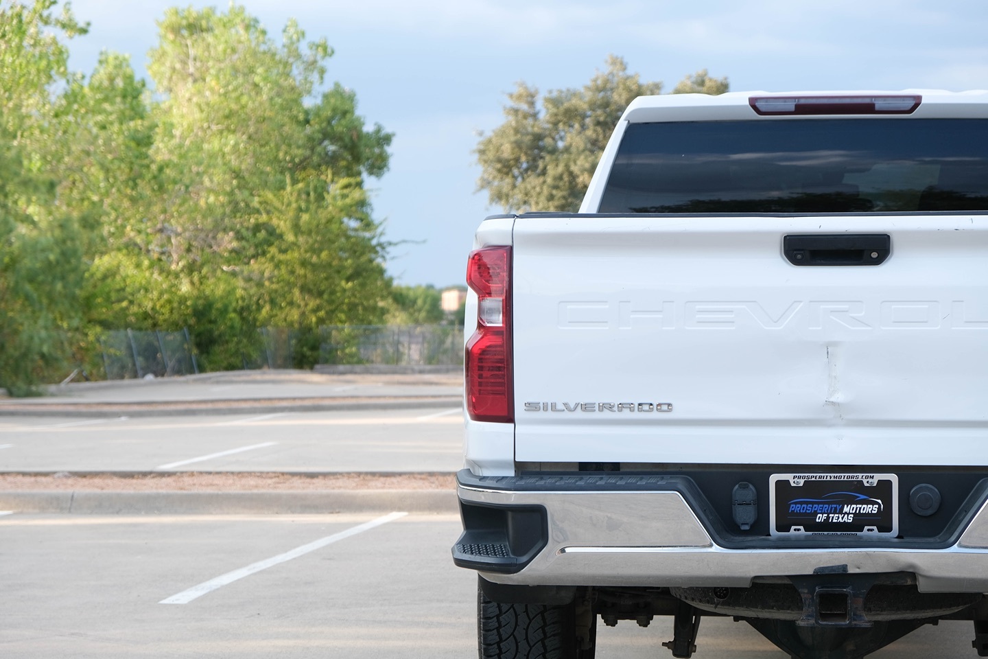Photo 17 of this Chevrolet Silverado 2500HD