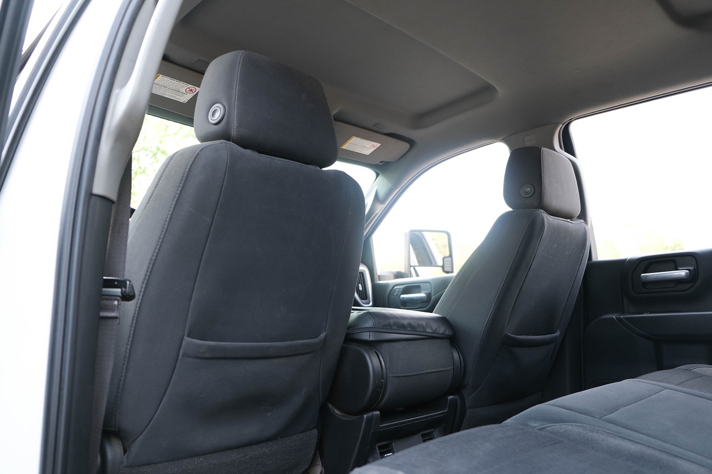 Photo 23 of this Chevrolet Silverado 2500HD