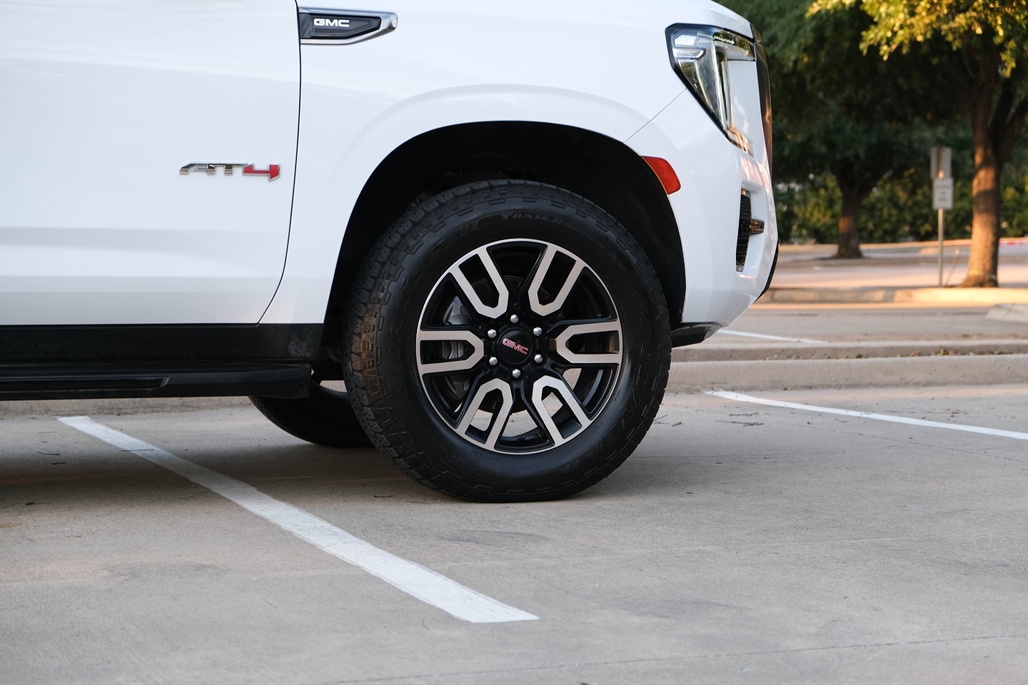 Photo 13 of this GMC Yukon XL