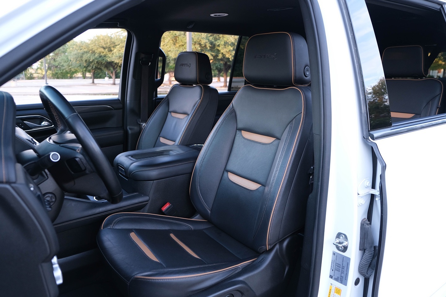 Photo 20 of this GMC Yukon XL