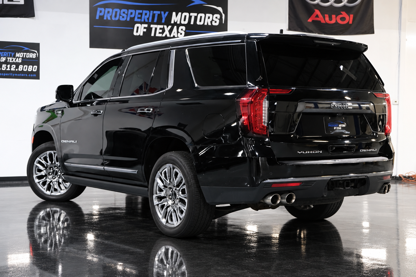Photo 14 of this GMC Yukon