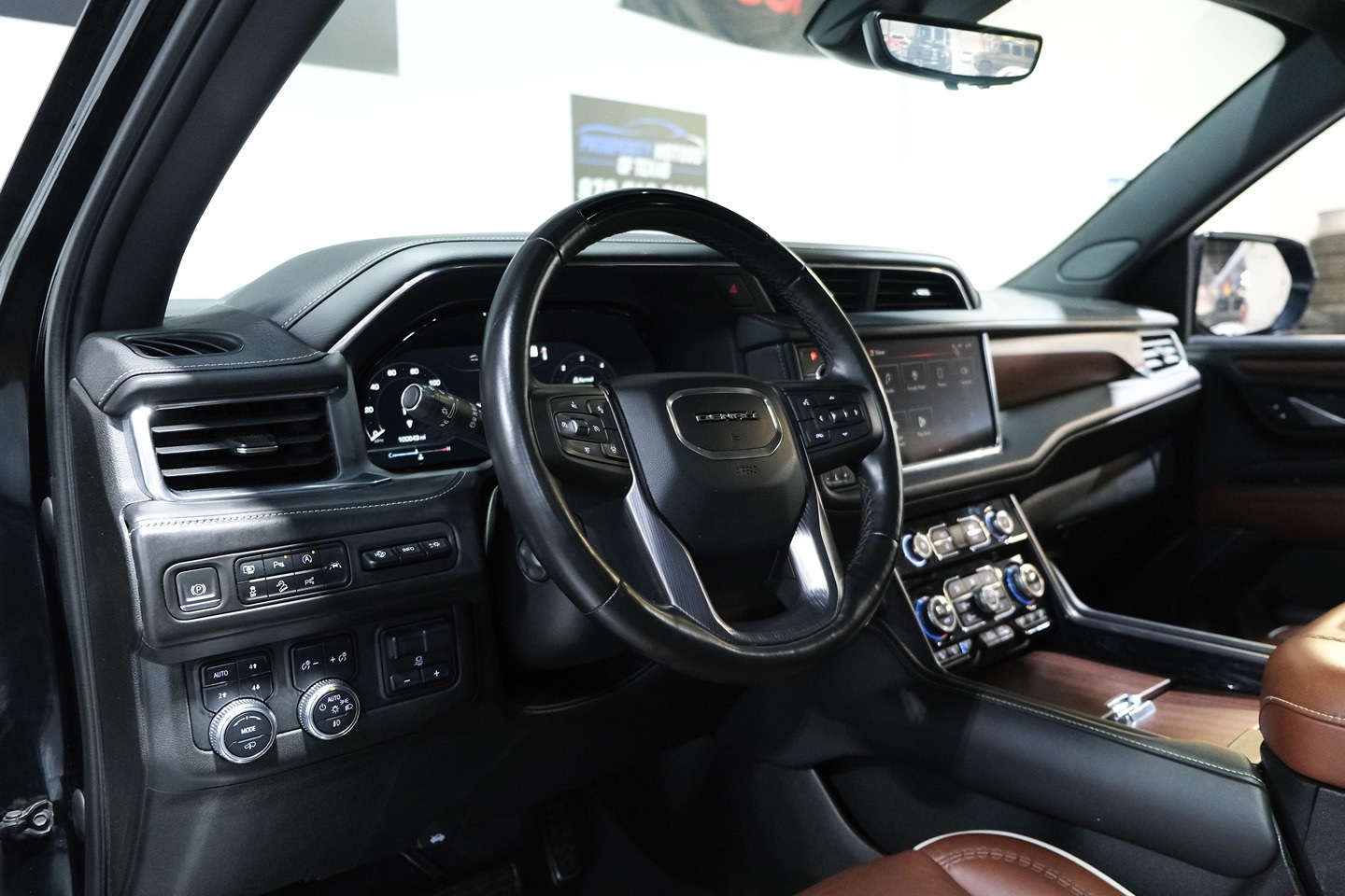 Photo 19 of this GMC Yukon
