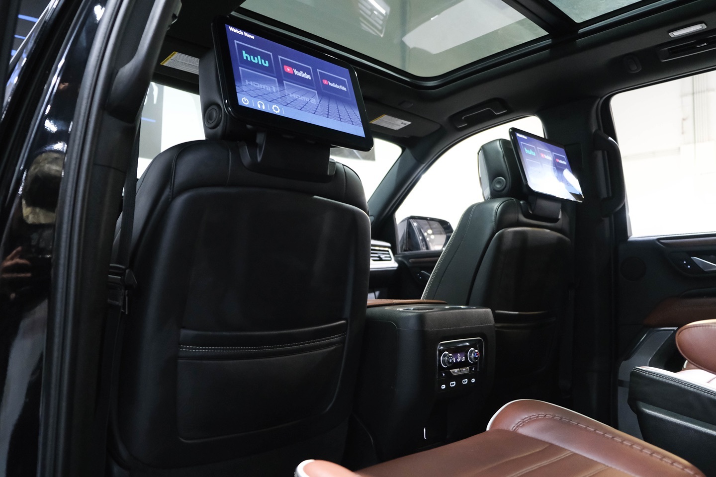 Photo 23 of this GMC Yukon