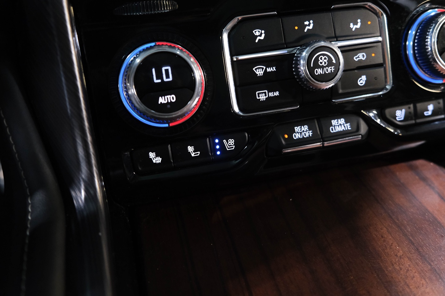Photo 40 of this GMC Yukon