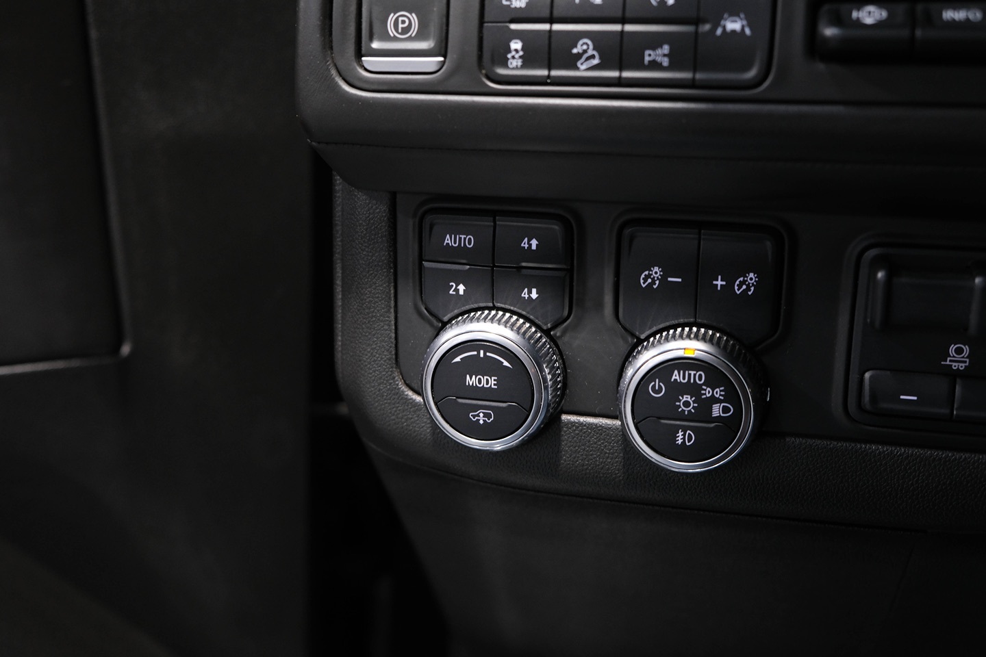 Photo 47 of this GMC Yukon