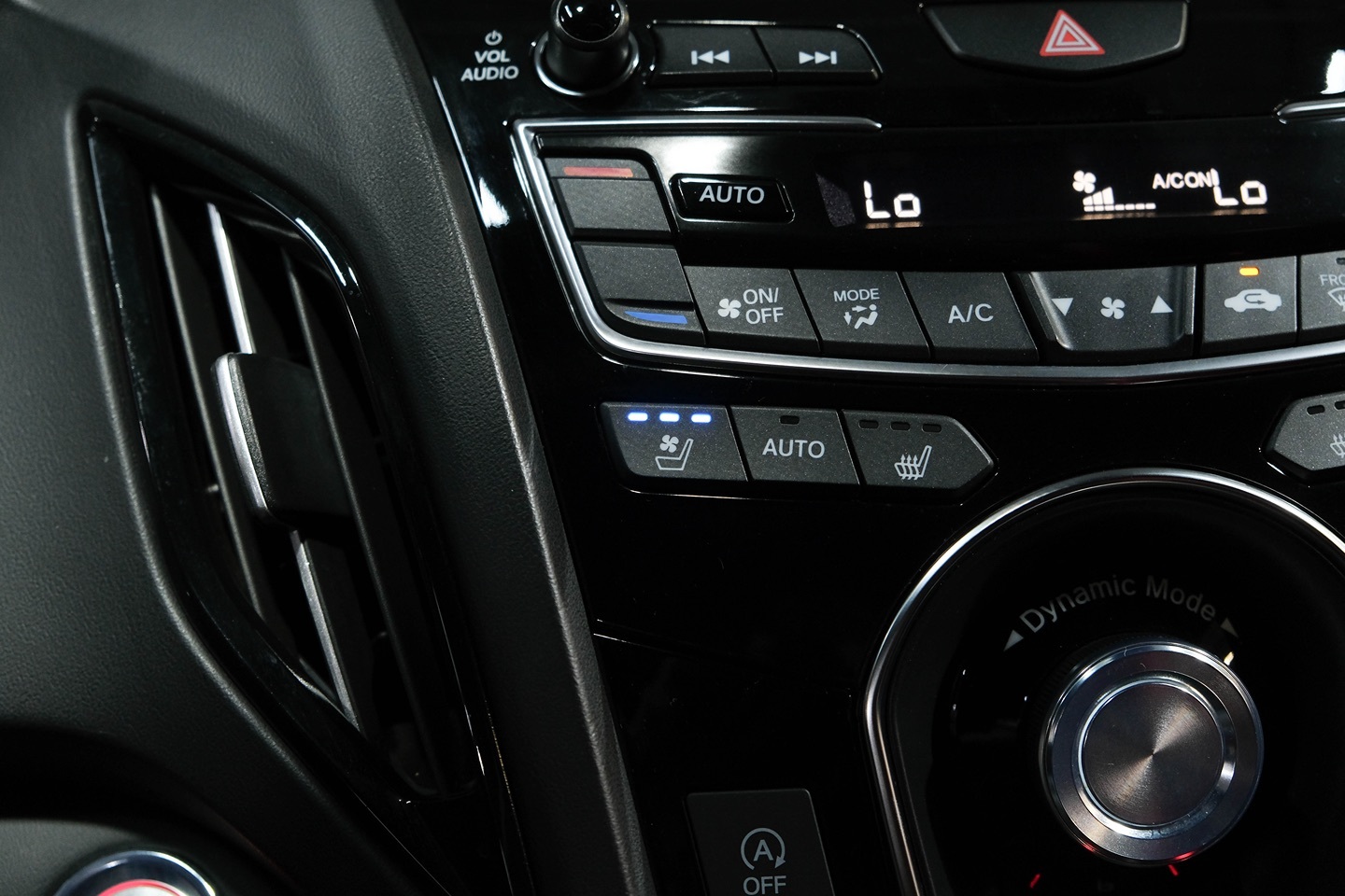 Photo 35 of this Acura RDX