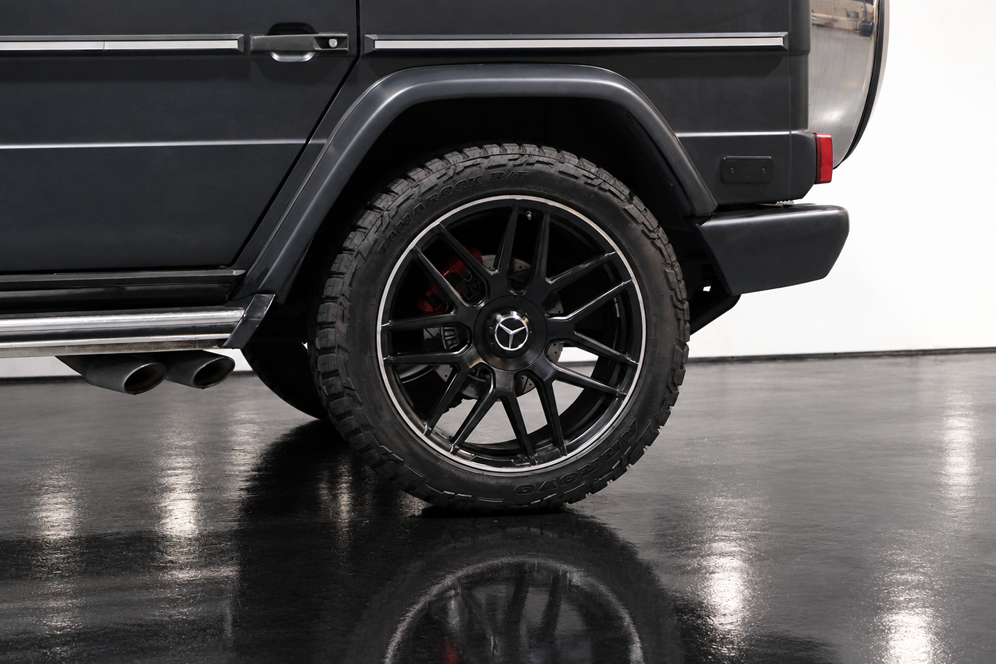 Photo 10 of this Mercedes-Benz AMG G 63