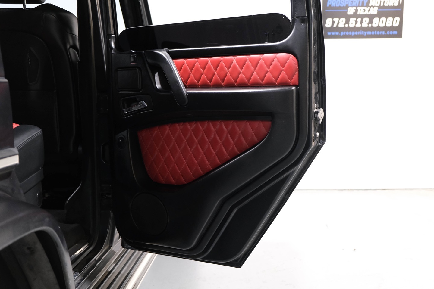 Photo 26 of this Mercedes-Benz AMG G 63