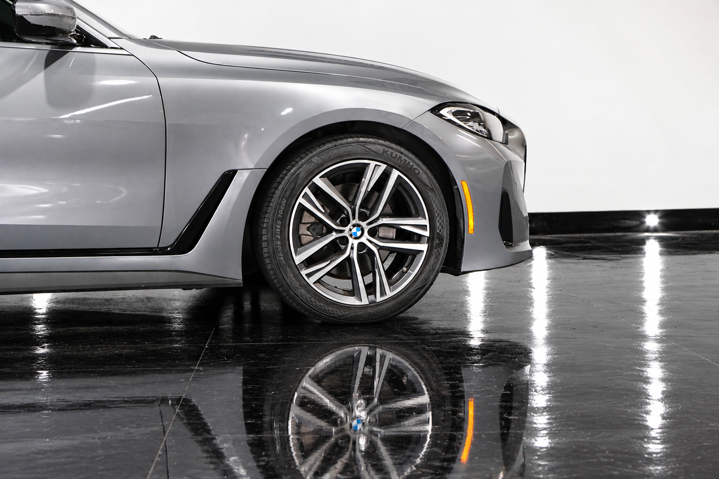 Photo 13 of this BMW 4 Series
