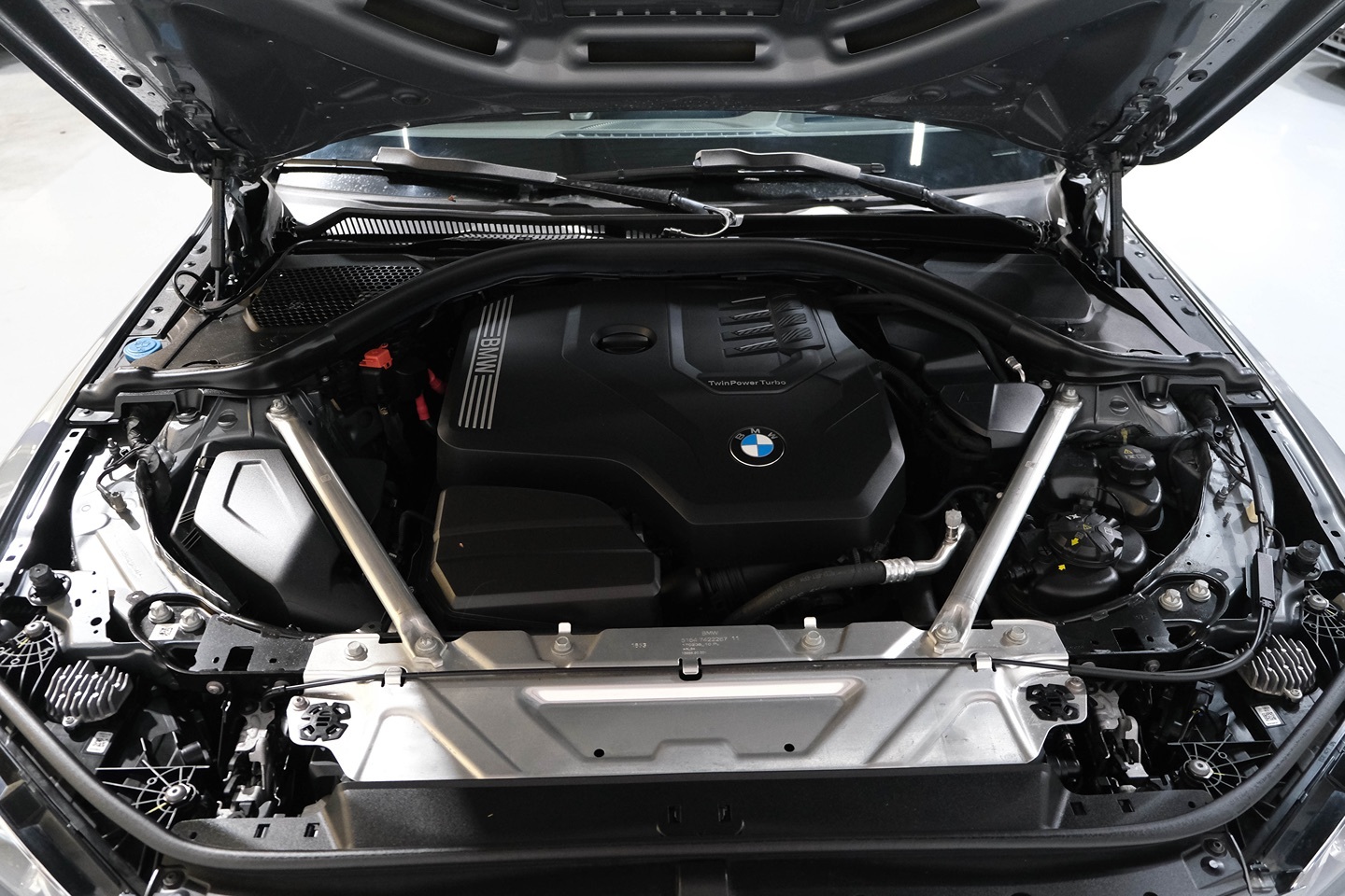 Photo 43 of this BMW 4 Series