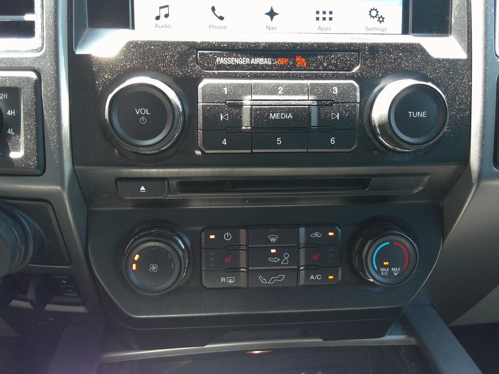 2016 Ford F-150 XLT - Photo 18