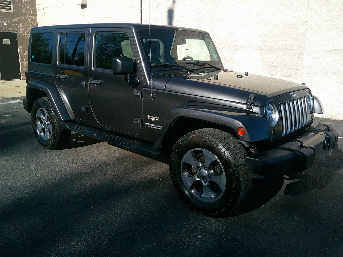 2017 Jeep Wrangler Unlimited Sahara - Photo 6