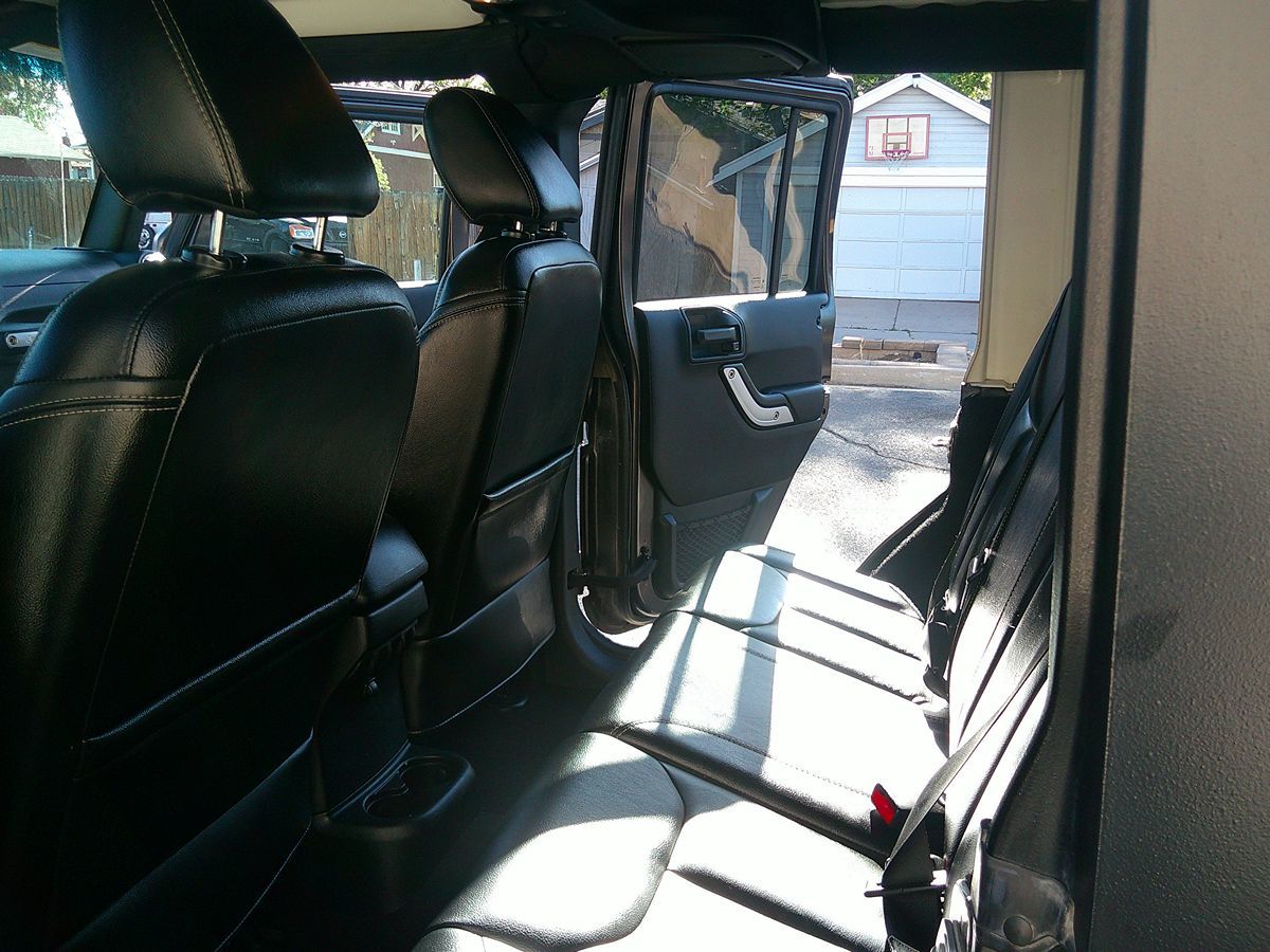 2017 Jeep Wrangler Unlimited Sahara - Photo 10