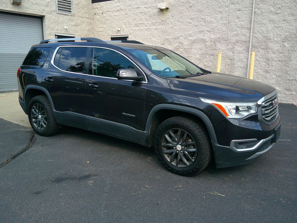 GMC Acadia photo 6
