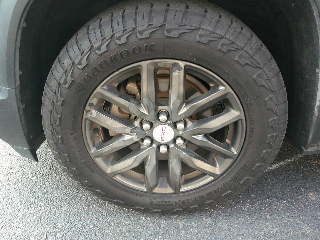 GMC Acadia photo 7