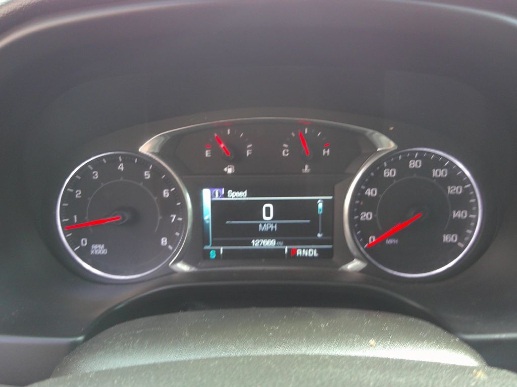 GMC Acadia photo 12
