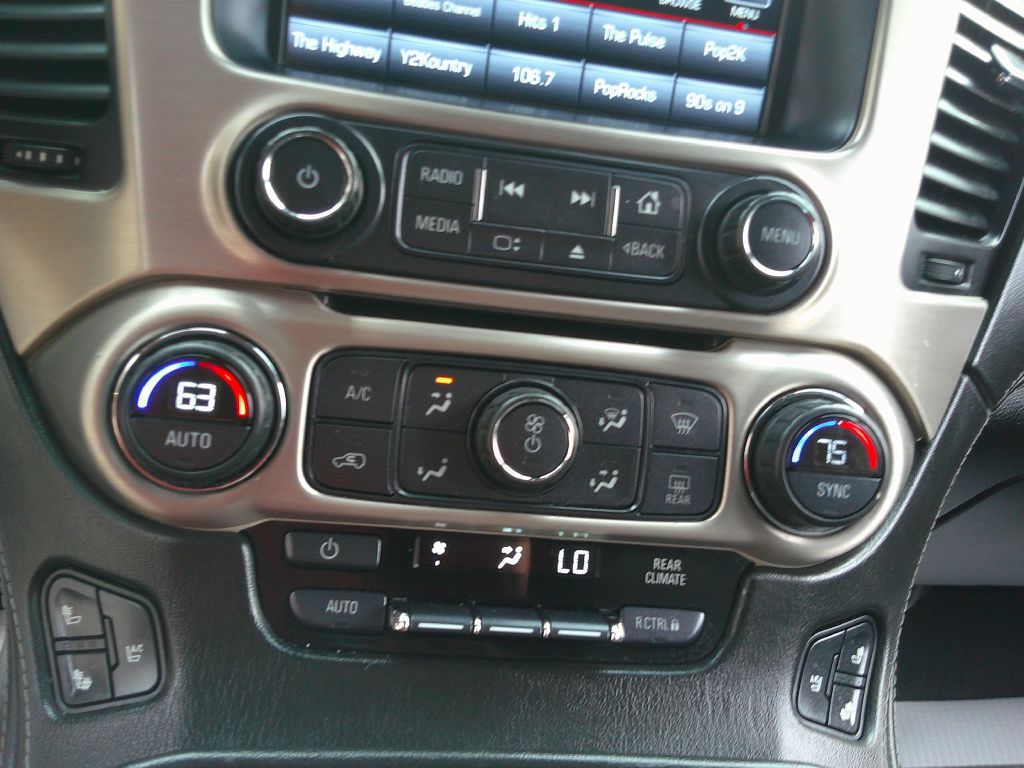 GMC Yukon XL photo 19