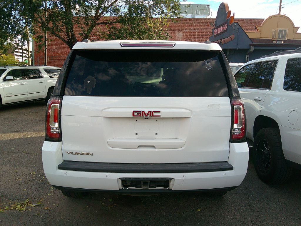 Photo 3 of this GMC Yukon