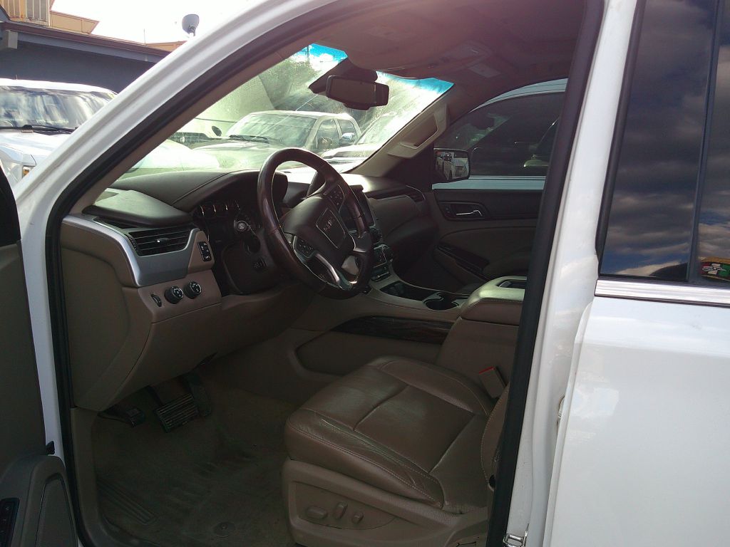 Photo 5 of this GMC Yukon