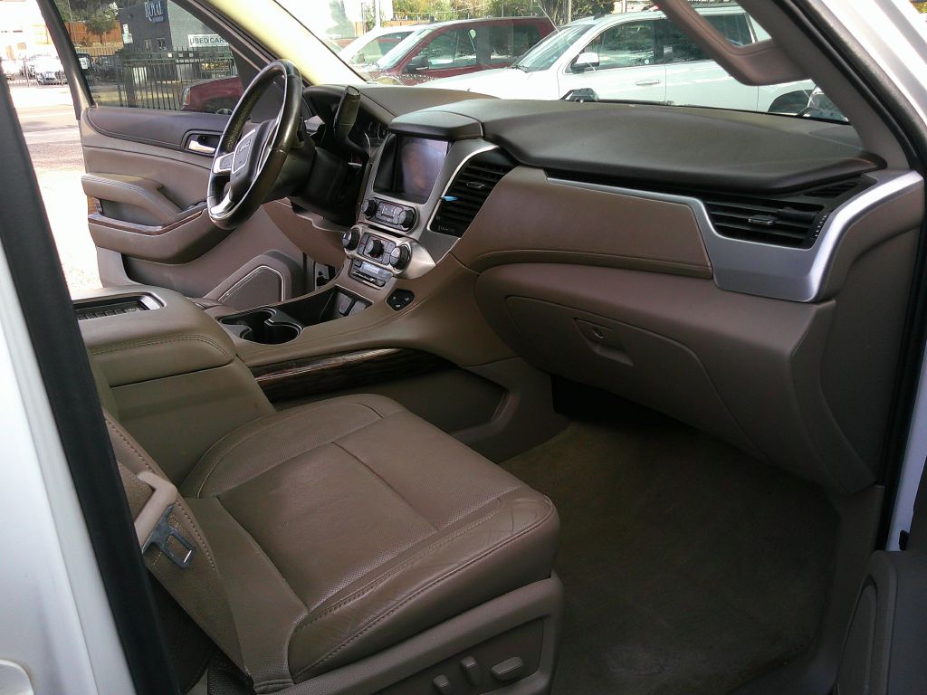 Photo 6 of this GMC Yukon