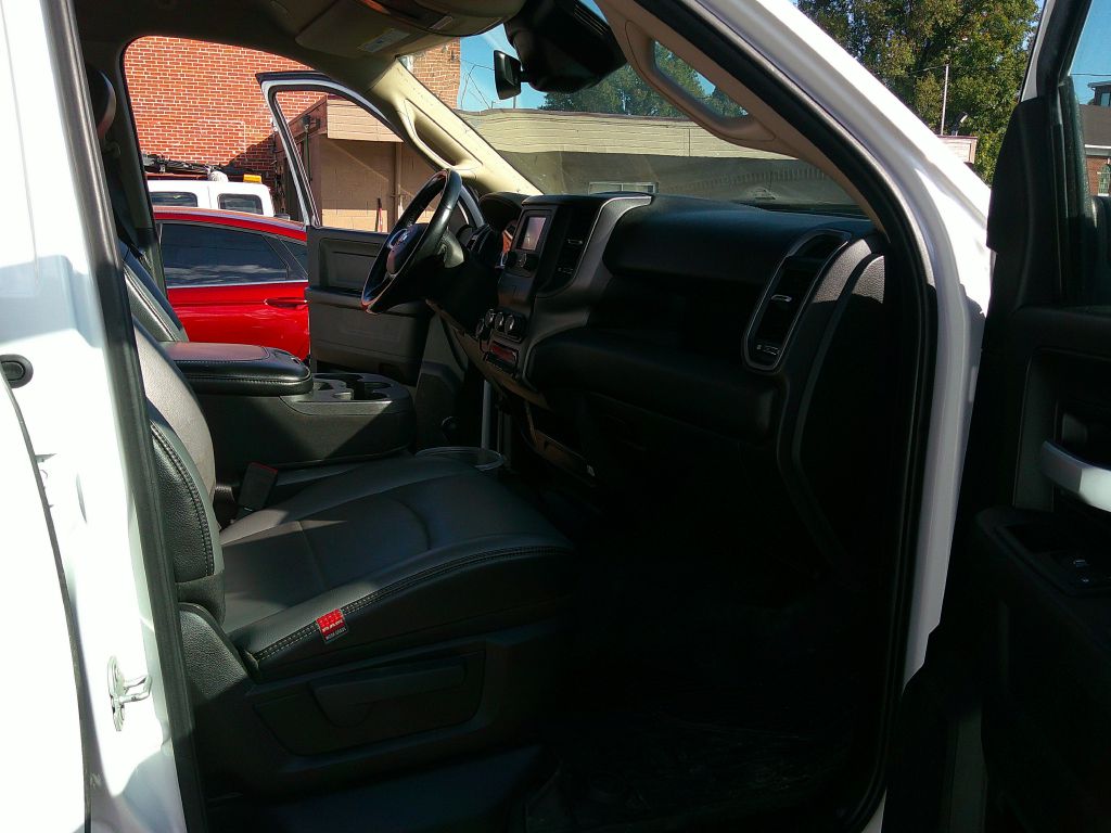Photo 6 of this Ram 2500
