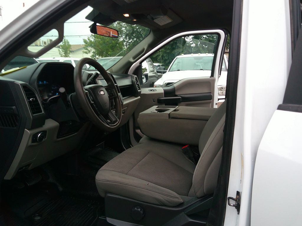 Ford F-250 photo 7