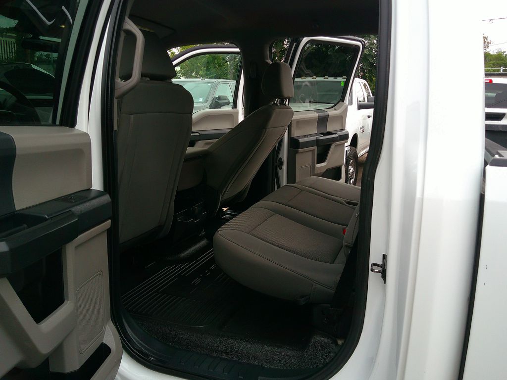 Ford F-250 photo 10