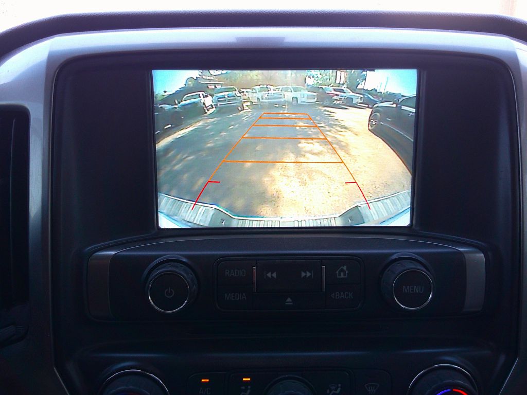 Photo 14 of this Chevrolet Silverado 1500