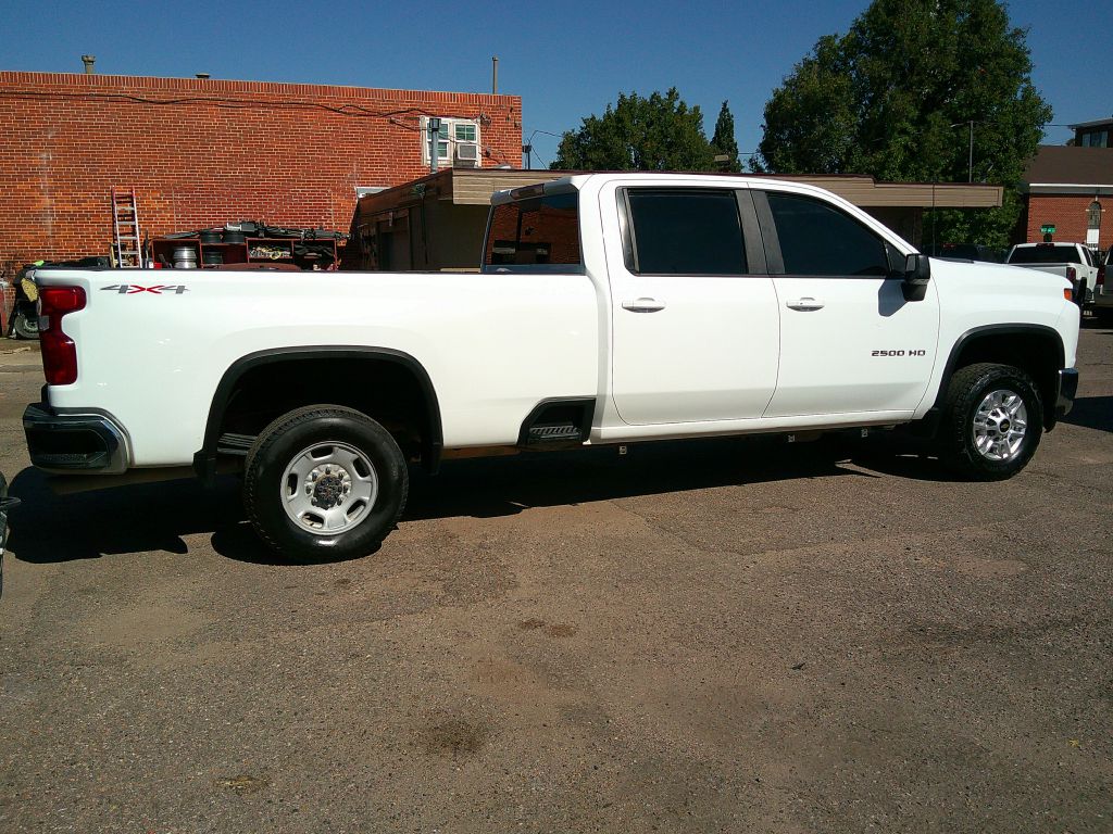 Chevrolet Silverado photo 5