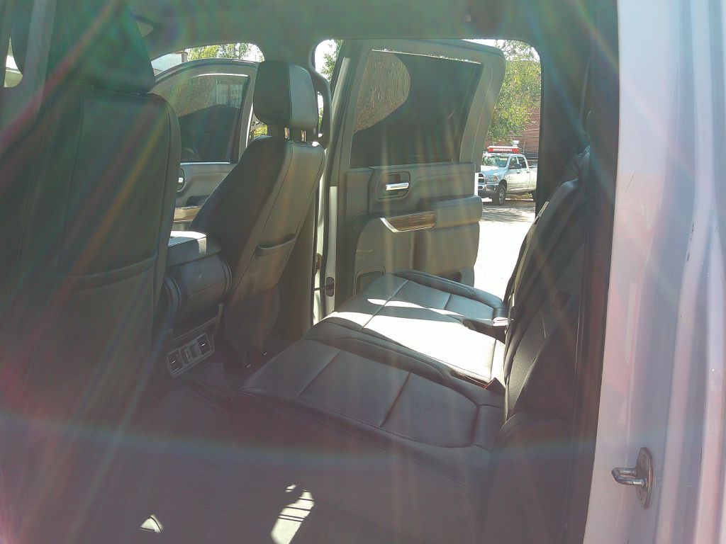 Chevrolet Silverado photo 10