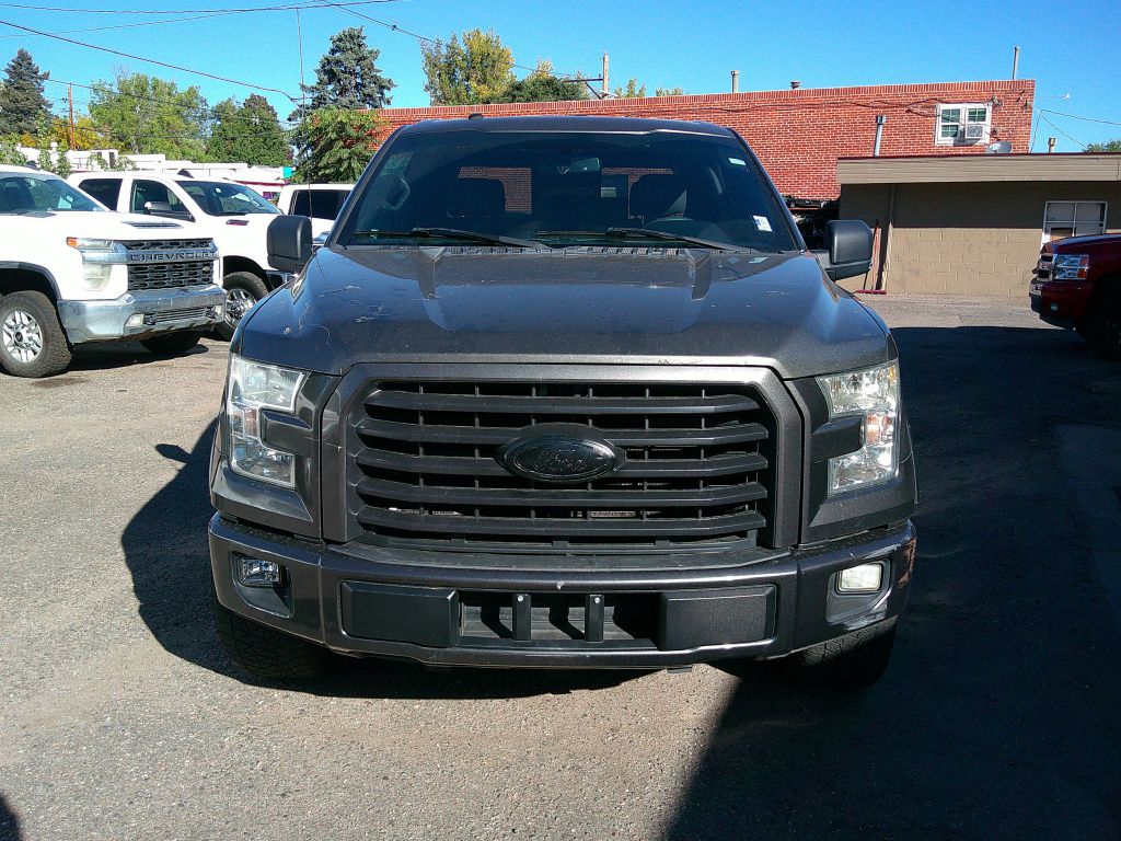Photo 2 of this Ford F-150