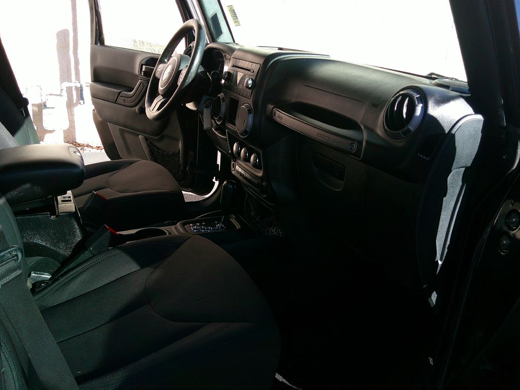 Jeep Wrangler photo 7