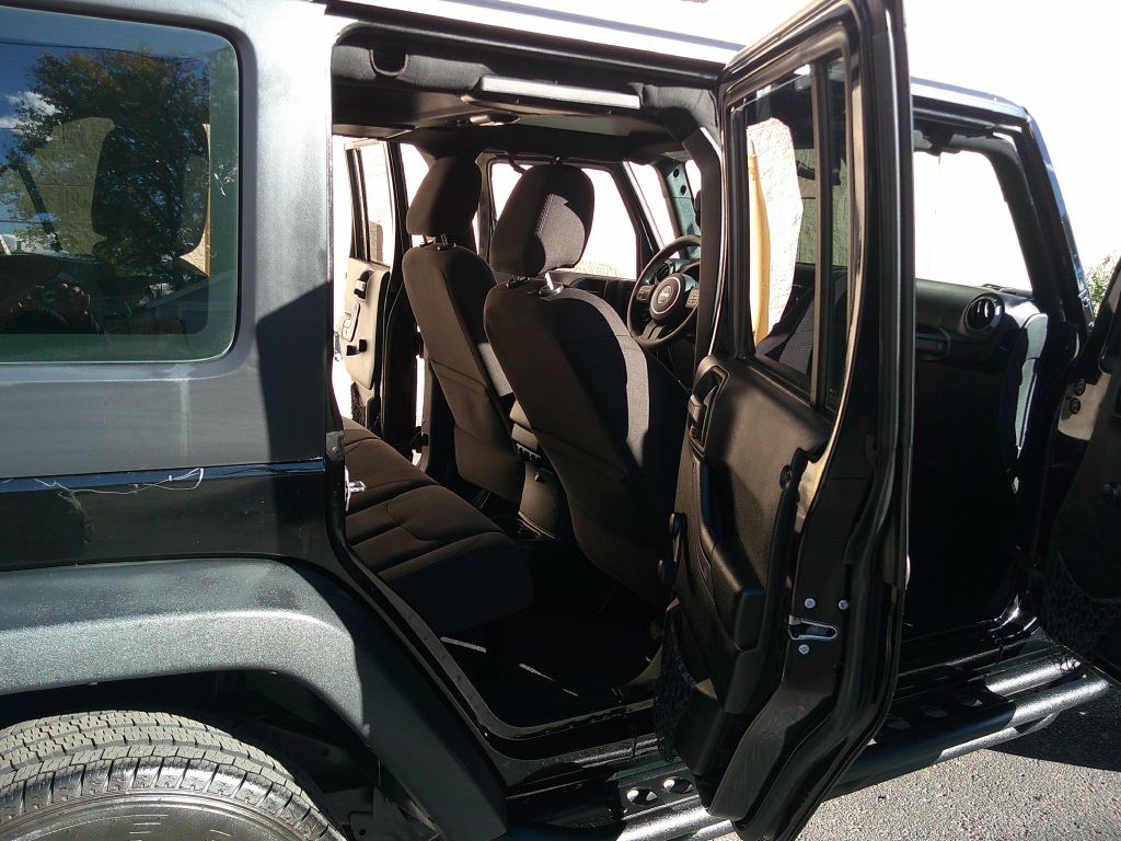 Jeep Wrangler photo 10