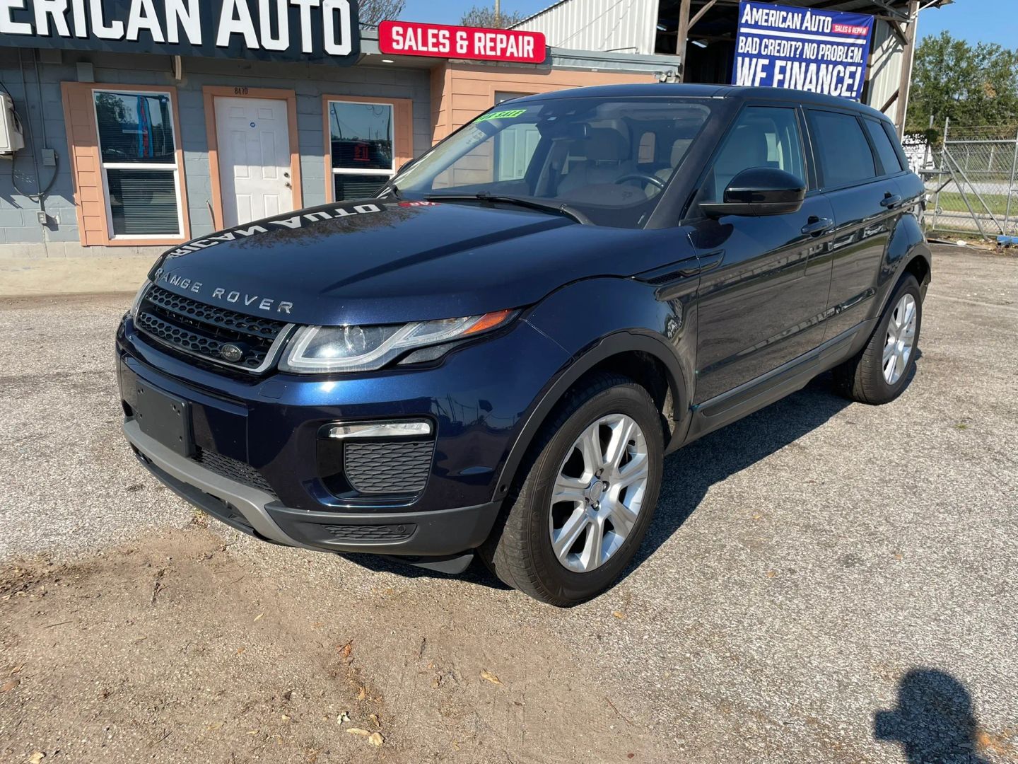 Photo 2 of this Land Rover Range Rover Evoque